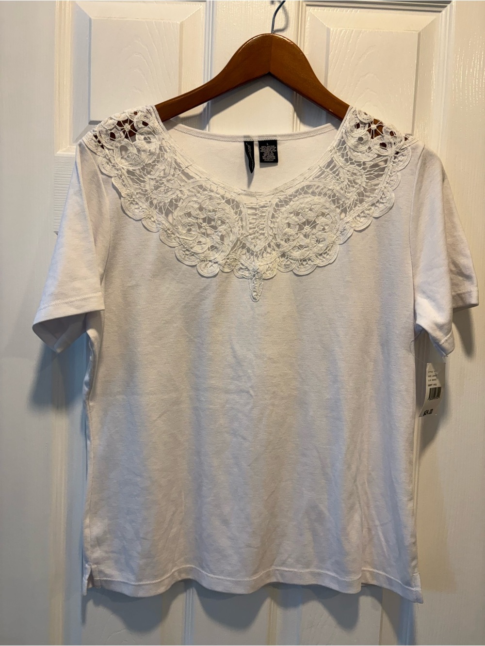 jason maxwell White Crochet Yoke Short Sleeve Tee